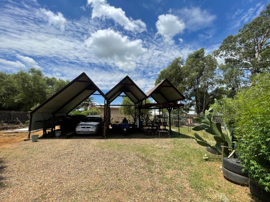 2 Bedroom Property for Sale in Wolmaransstad North West